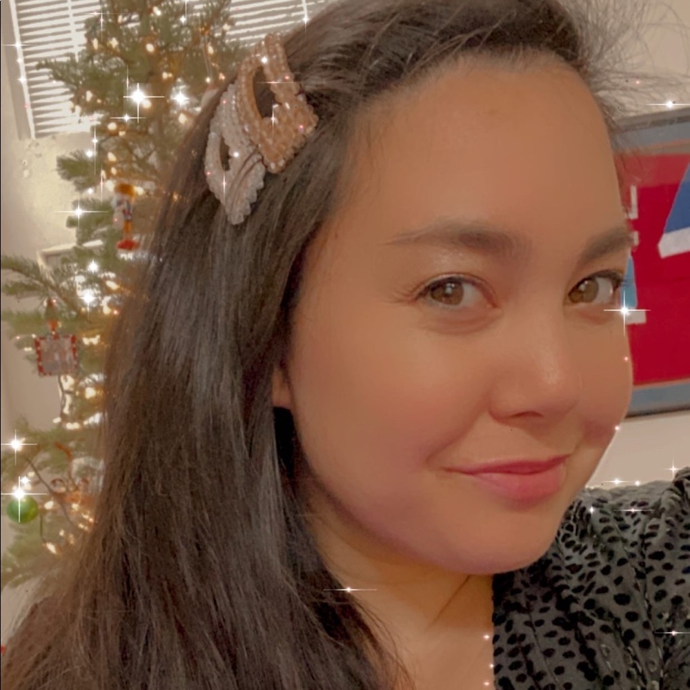 Meet your Posher, Angela